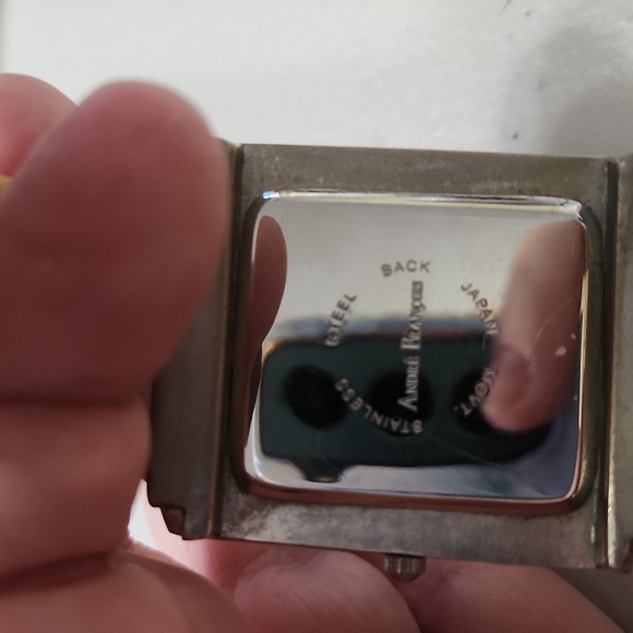 Vintage Andre Francois yellow and white bangle watch ⌚️ works! - Picture 13 of 13